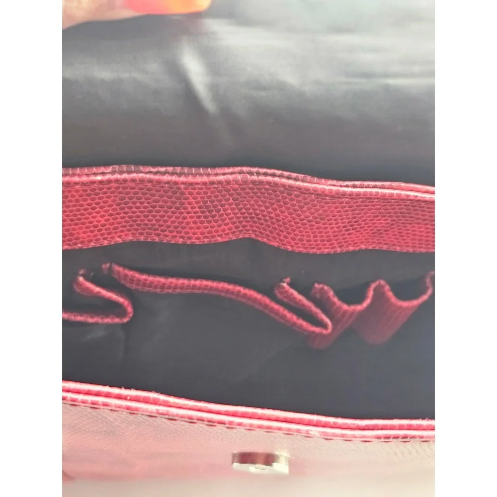 Diane Von Furstenberg DVF Large Shoulder Bag Women's Red Buckle Detail - Picture 13 of 16